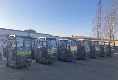 内蒙古前旗城管局小型扫地机MN-C200案例