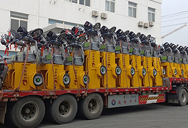 江苏金枫物业服务有限责任公司三轮双桶保洁车MN-H35T2、三轮单桶保洁车MN-H35